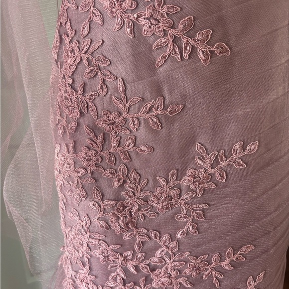 NWT Jade Couture Blush Lace & Tulle Mermaid Trumpet Formal one shoulder XS/2 - Picture 13 of 13